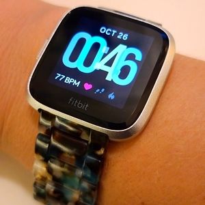 Fitbit versa 2 smartwatch